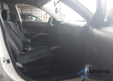 2007 Mitsubishi Outlander Ls z USA, uszkodzony, nr VIN JA4MT31XX7U007380